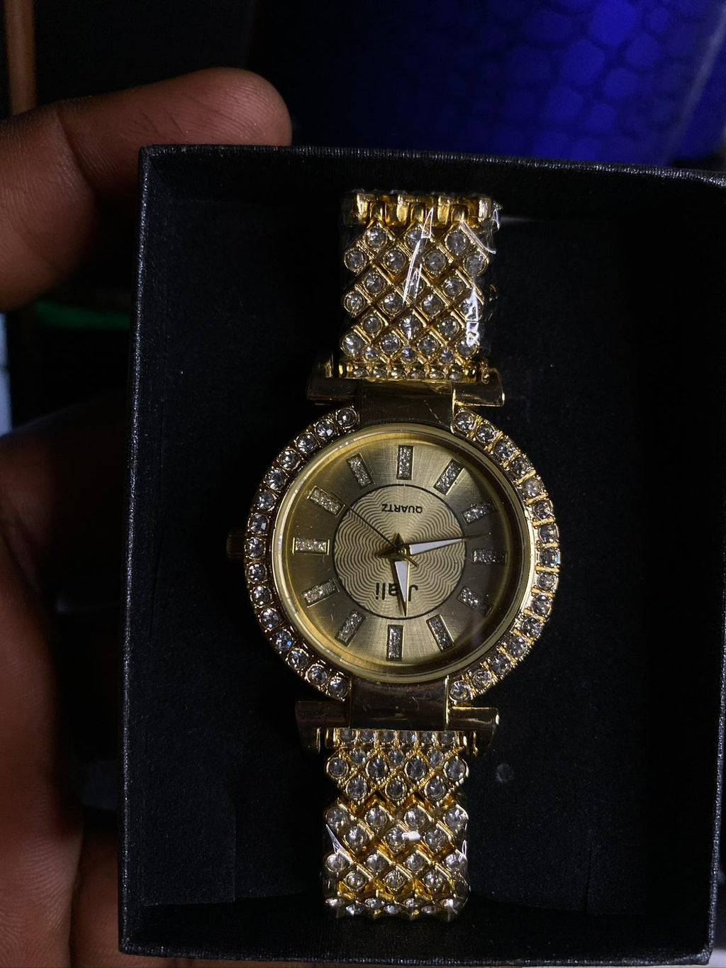 MONTRE